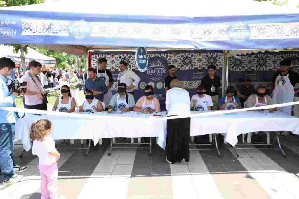 Kartepe’de Lezzet Şöleni Başladı 2. Gastronomi Festivali Kapılarını Açtı