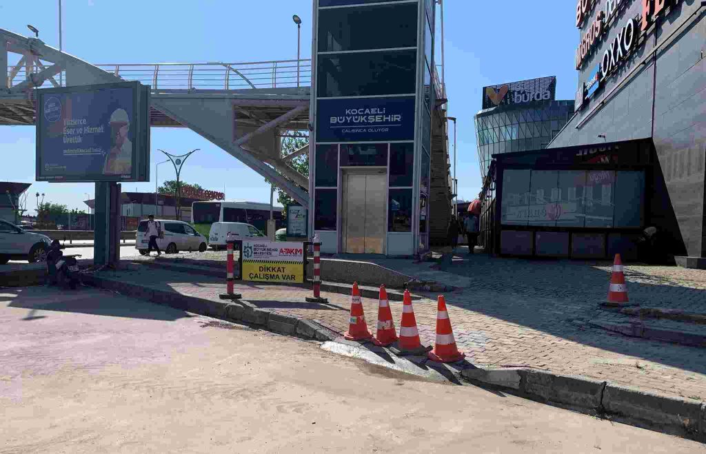 Kocaeli’de engelli dostu düzenlemeler hız kesmiyor