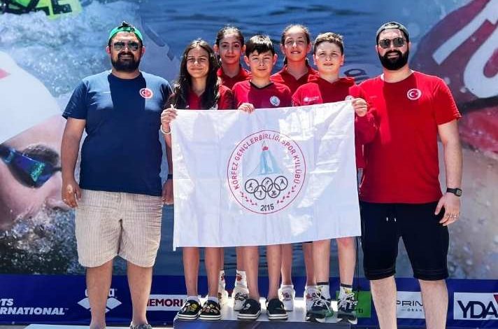 Körfezli genç yüzücüler milli takıma seçildiler