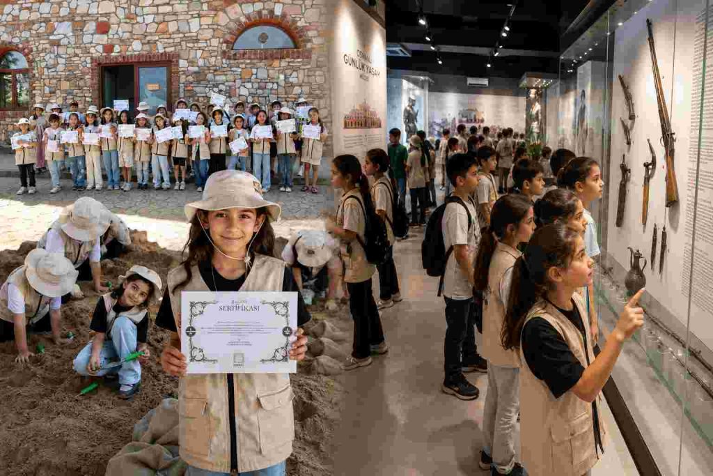 Osmanlı Günlük Yaşam Müzesi’nde Tarihle Buluşan Minikler