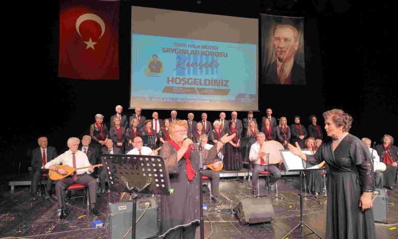 Saygınlar Korosu gönülleri coşturdu