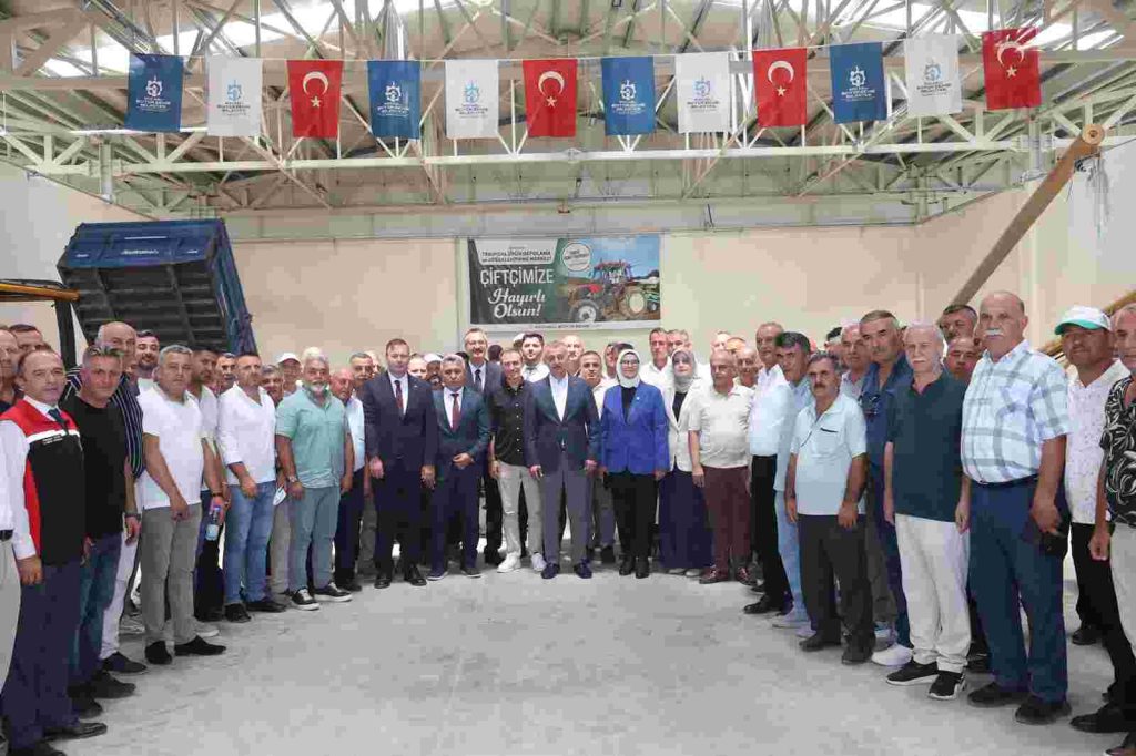 Başkan Büyükakın “Siz yeter ki üretin, biz daima yanınızdayız”