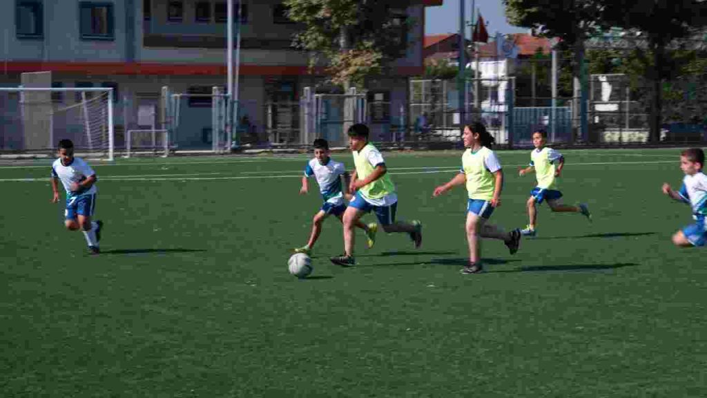 Kartepe’de Yaz Spor Okullarına Yoğun İlgi