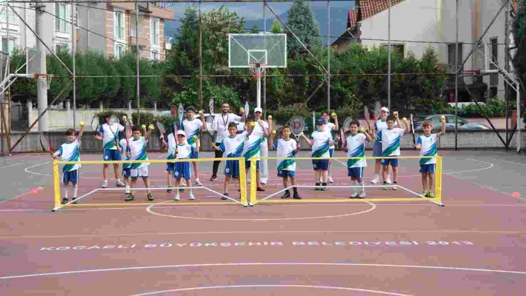 Kartepe’de Yaz Spor Okullarına Yoğun İlgi