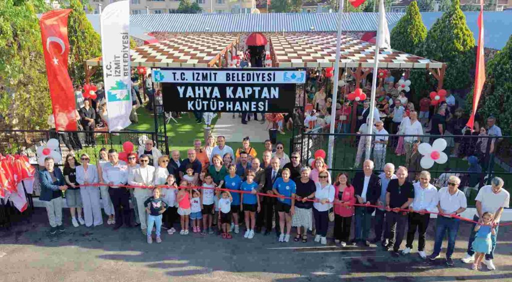 Yahya Kaptan Kütüphanesi düzenlenen törenle hizmete açıldı