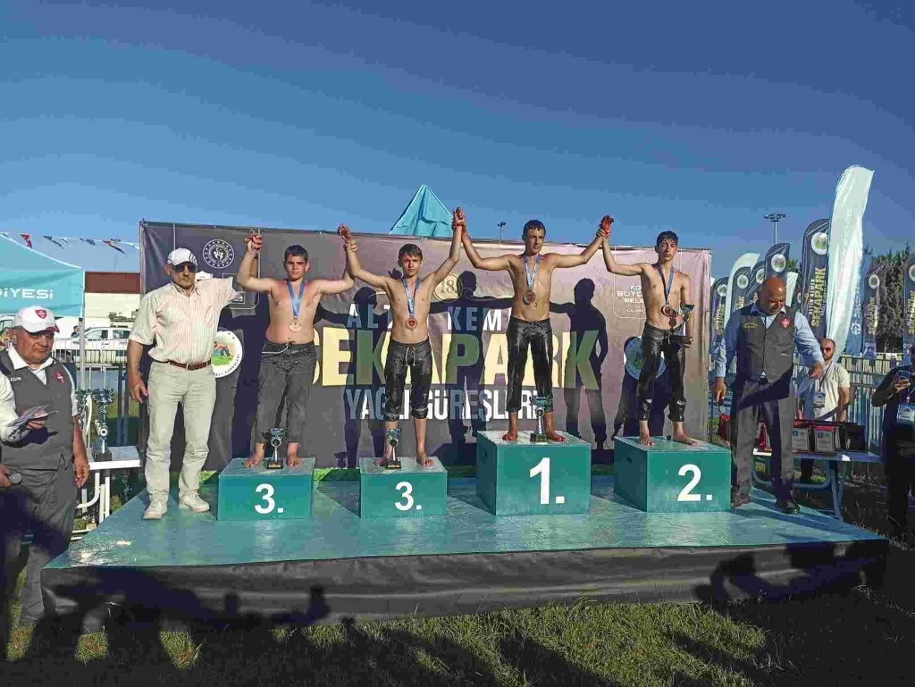 Kağıtspor, Kocaeli’yi sporun zirvesine taşıdı  