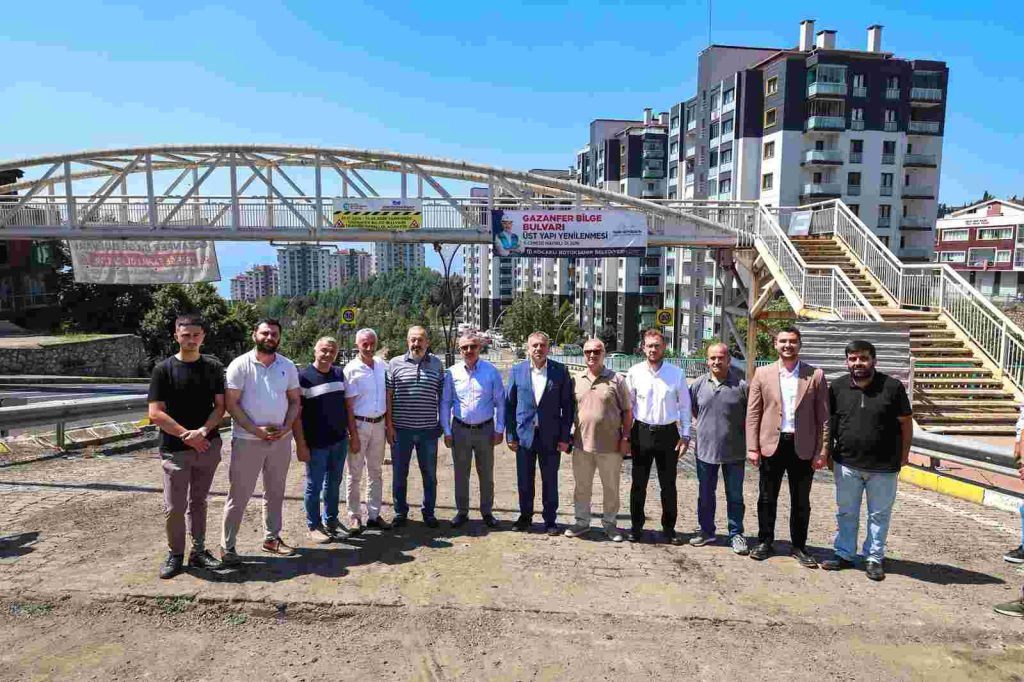 Büyükakın, İzmit’e değer katacak  projeleri yerinde inceledi