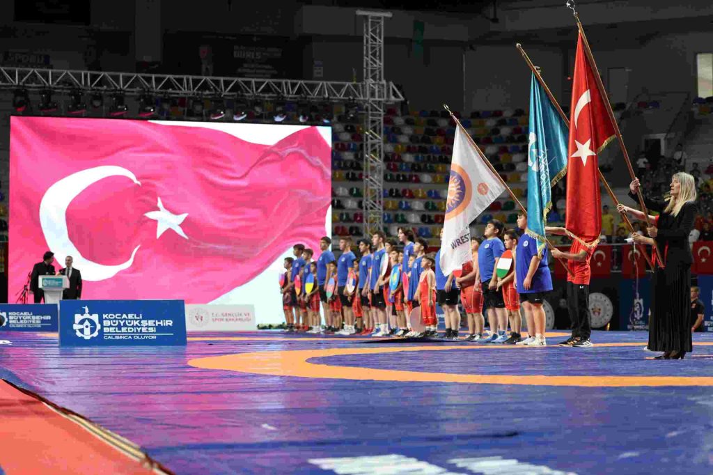 Büyükakın Kocaeli, sporda da adını dünyaya duyuruyor