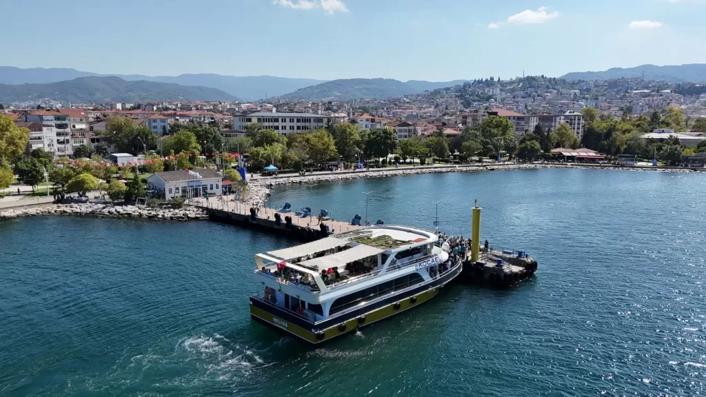 Büyükşehir, Mavi Vatan’a 245 bin kişiyi ulaştırdı - görsel 3