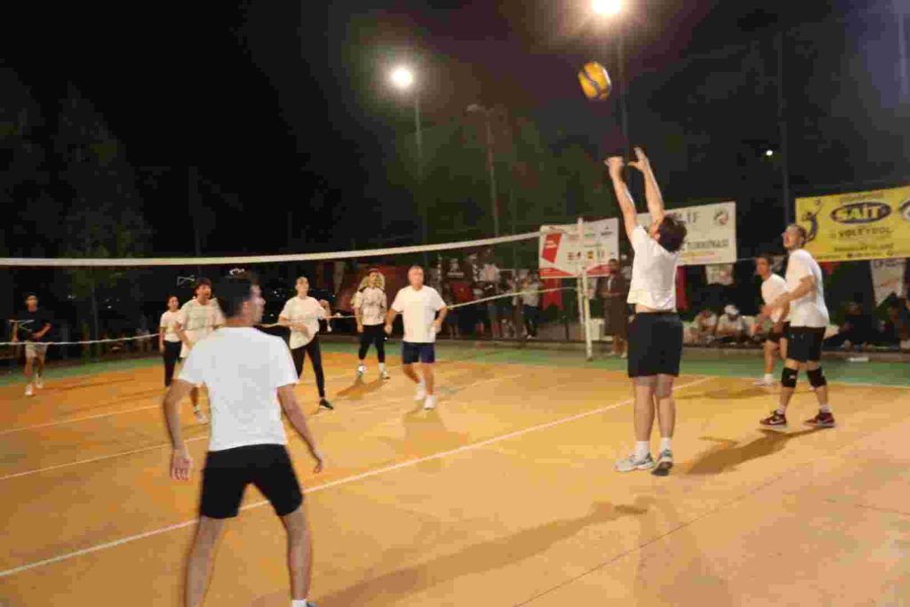 Fevzi Çakmak Mahallesi Voleybol Turnuvası sona erdi