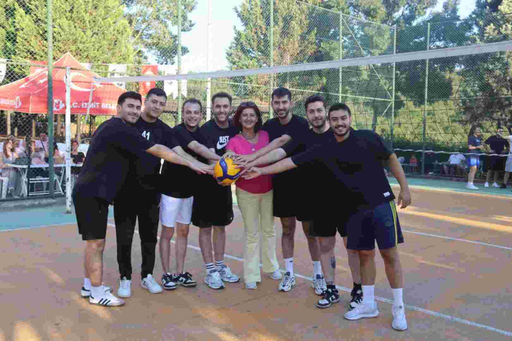 Fevzi Çakmak Mahallesi’nde voleybol coşkusu yaşanıyor 