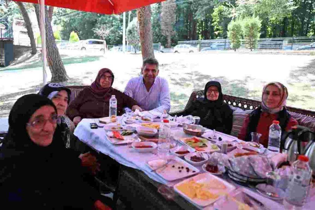 İlk Teleferik Heyecanını Alo Evlat’la Yaşadılar