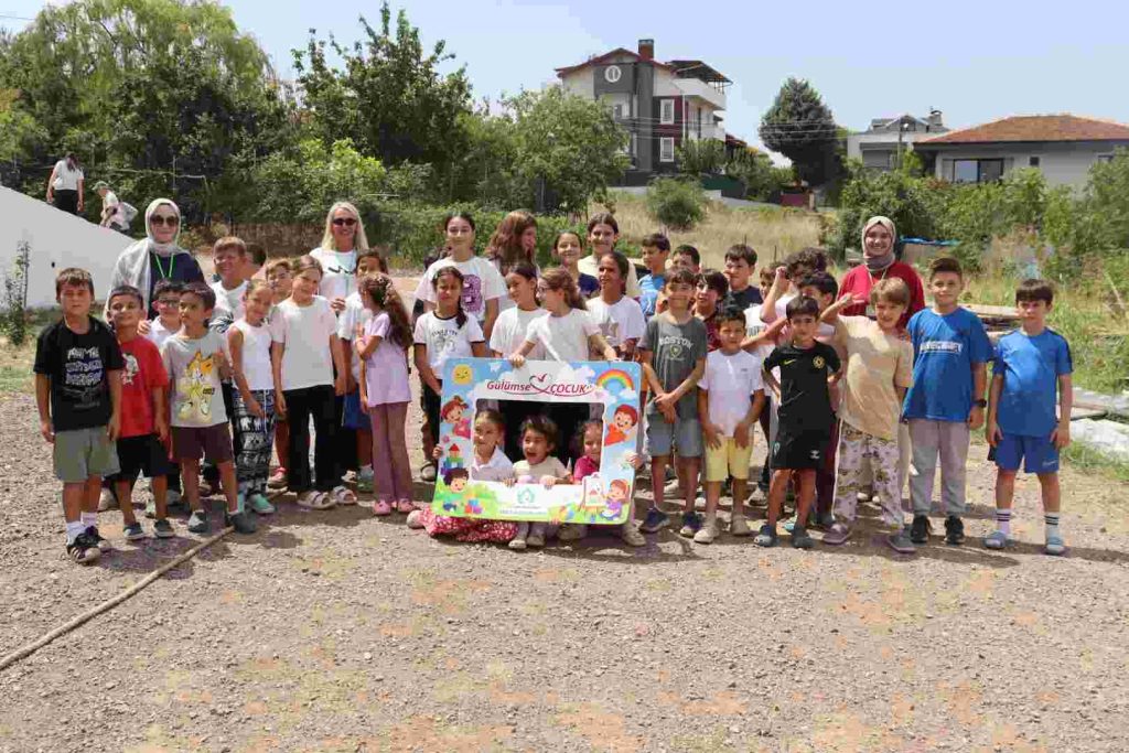 Kabaoğlu Mahallesinde çocuklar doyasıya eğlendi