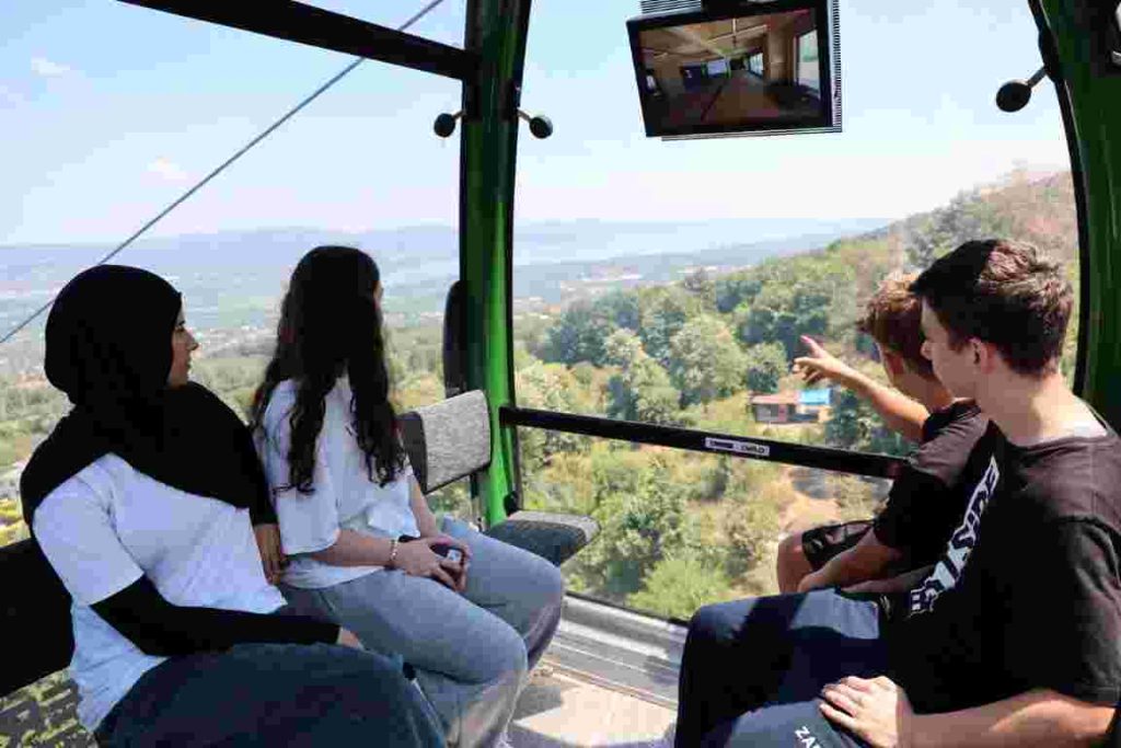 Kartepeli Gençlerin Kamp Macerası Sertifikayla Taçlandı