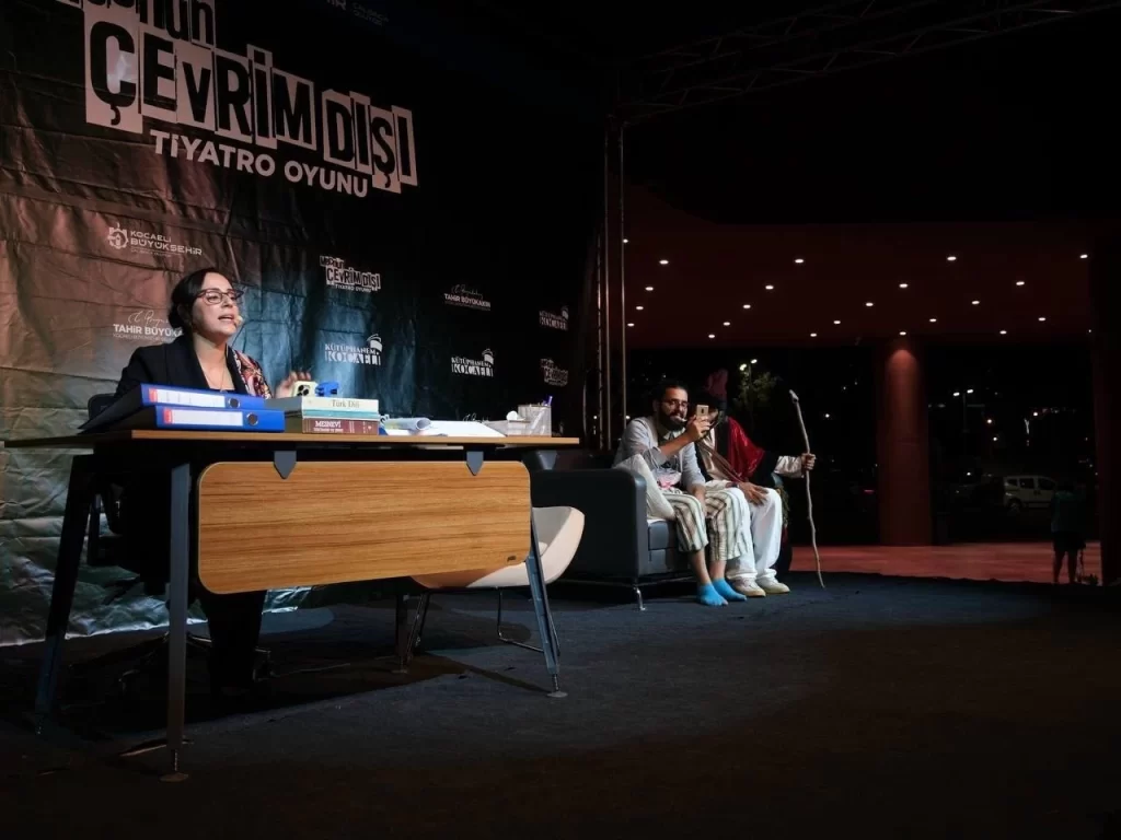 Alev Alatlı Kütüphanesi’nde “Mecnun Çevrim Dışı” molası - görsel 2