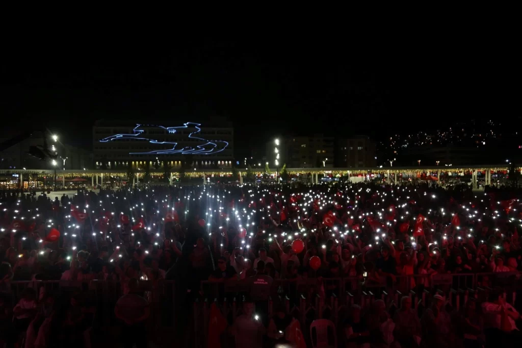 Zafer Bayramı’na Büyükşehir’den çifte konser - görsel 3
