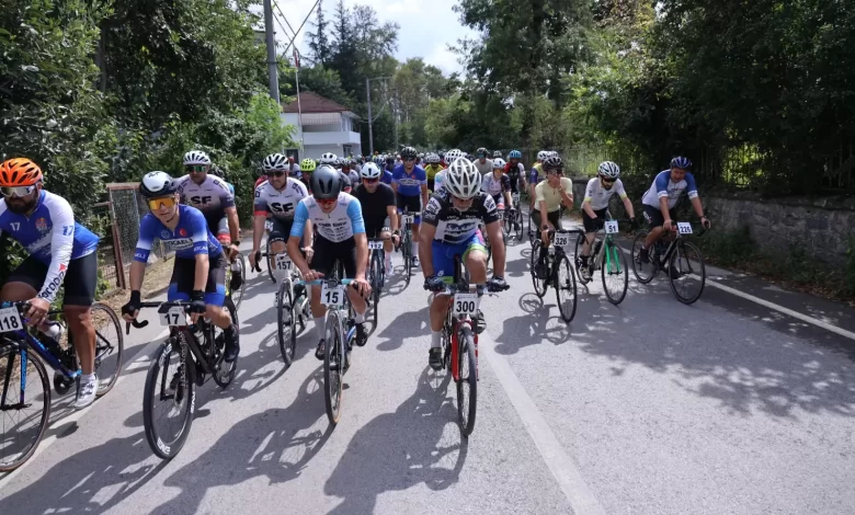 Zafer Bayramı’nda Kartepe Zirvesine Pedalladılar