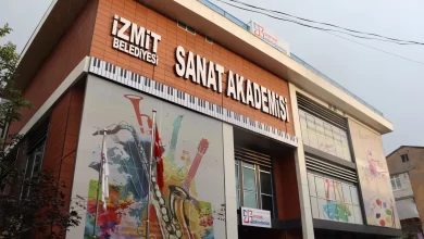 İzmit Belediyesi Sanat Akademisi’nde müzik ve koro başvuruları sürüyor