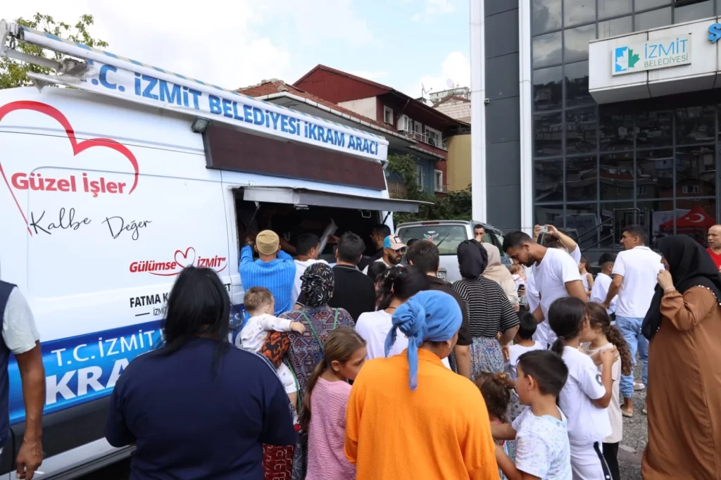 İzmit Belediyesi, umre yolcularını yalnız bırakmadı - görsel 2