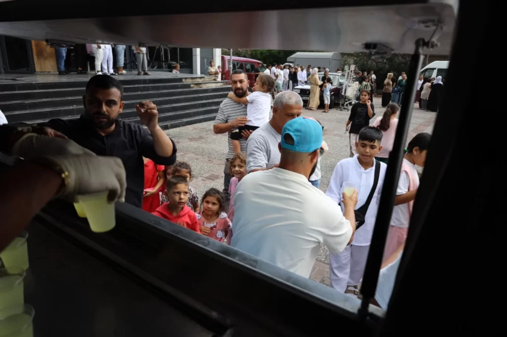 İzmit Belediyesi, umre yolcularını yalnız bırakmadı - görsel 3