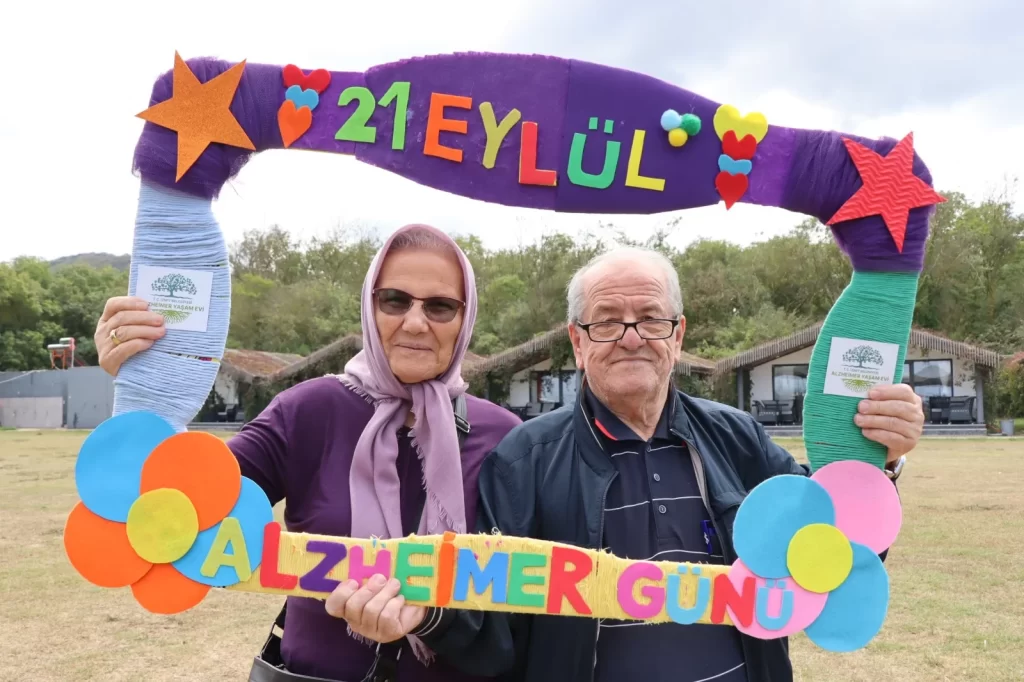 Alzheimer Yaşam Evi sakinleri doğayla buluştu - görsel 3