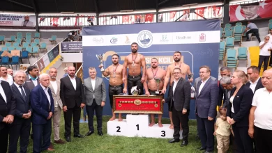 İshakçılar’da Başpehlivan Seçkin Duman