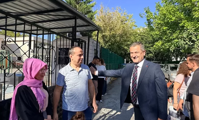 Başkan Vekili Obuz, KPSS adaylarını yalnız bırakmadı