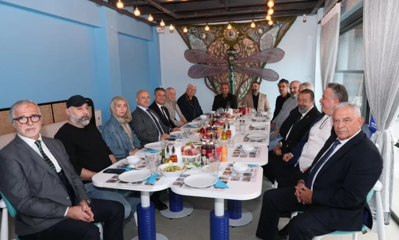 Başkanvekili Lütfü Obuz, basını Gülümse Balık Evi ve Kahvaltı Evi’nde ağırladı