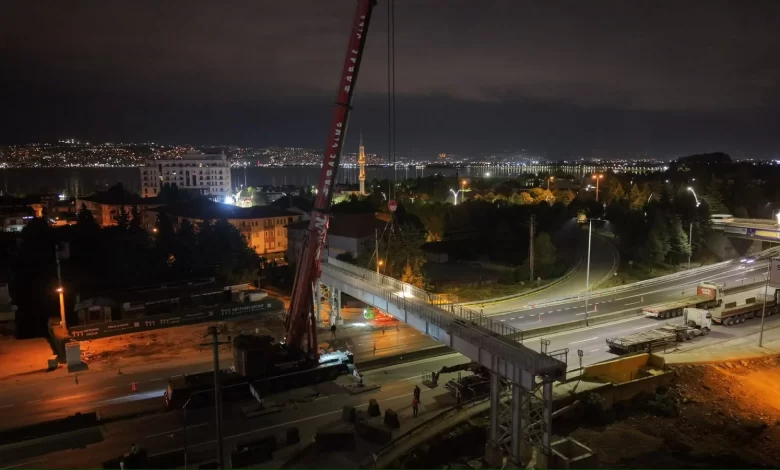 Başiskele Kavşağı’nda gece operasyonu