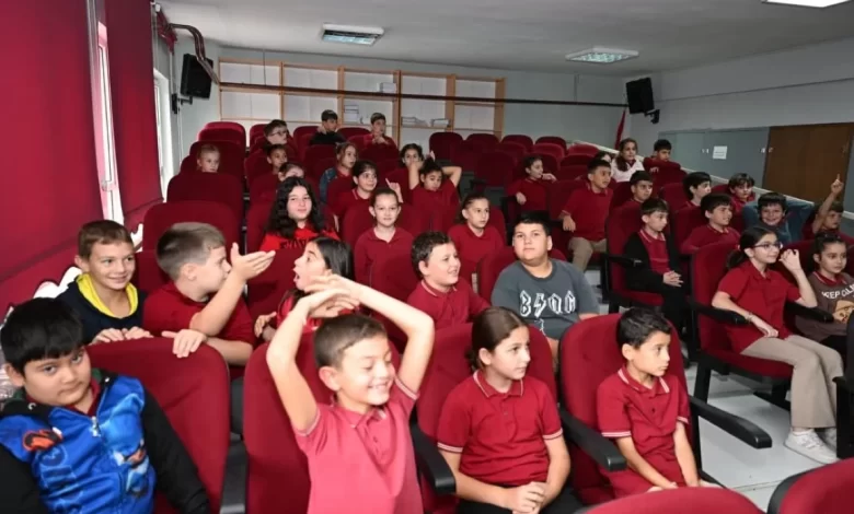 Başkan Kocaman, Derbent’te Çocukların Bilim Heyecanına Ortak Oldu