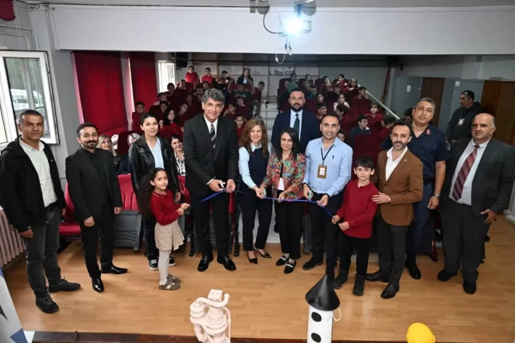 Başkan Kocaman, Derbent’te Çocukların Bilim Heyecanına Ortak Oldu - görsel 2