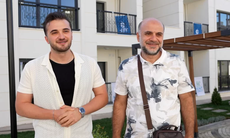 Kartepe’de 144 kapı mutluluğa açıldı