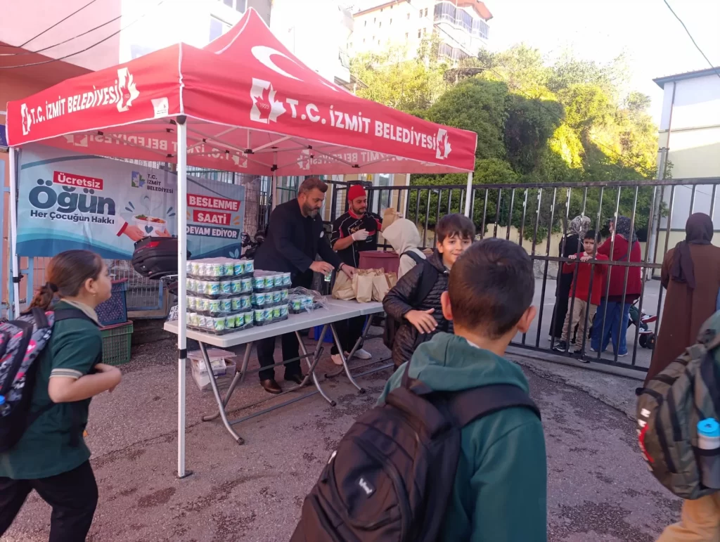 Beslenme Saati öğrencilerin yanında olmaya devam ediyor - görsel 2