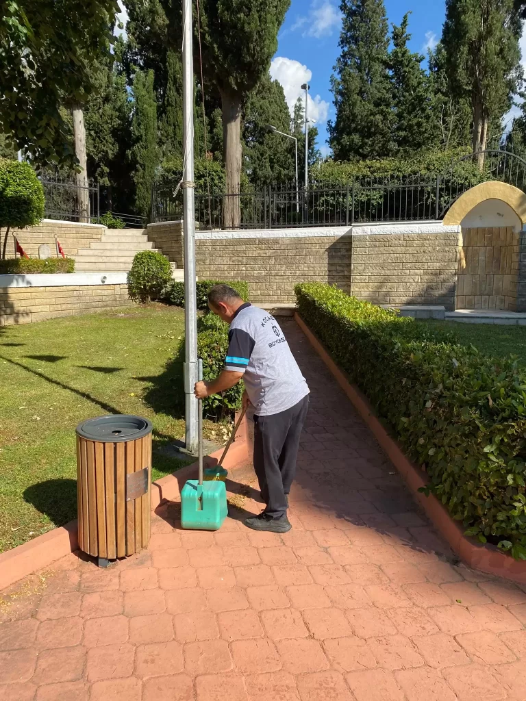 Büyükşehir’den mezarlıklara kesintisiz bakım - görsel 3