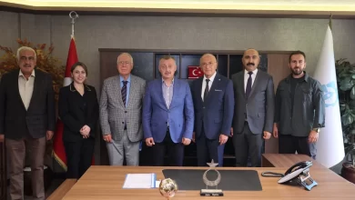 Cem Vakfı, teşekkür için Başkan Büyükakın’a geldi