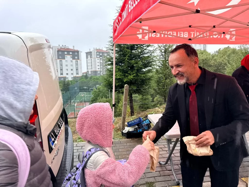 İzmit Belediyesinden üç okulda Beslenme Saati uygulaması - görsel 4