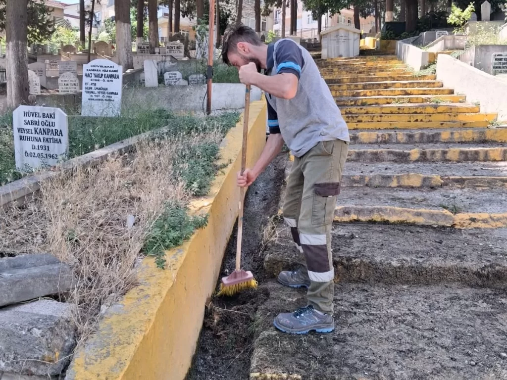 Hatıralara saygı, ziyaretlere huzur - görsel 4