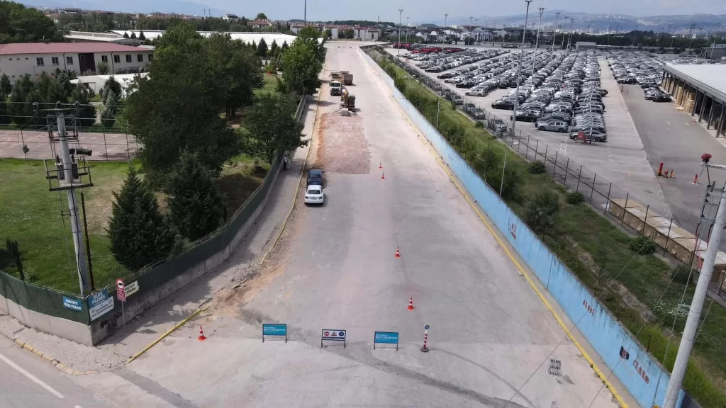 Kartepe’de Ulus Pazarı yoluna Büyükşehir dokunuşu - görsel 3