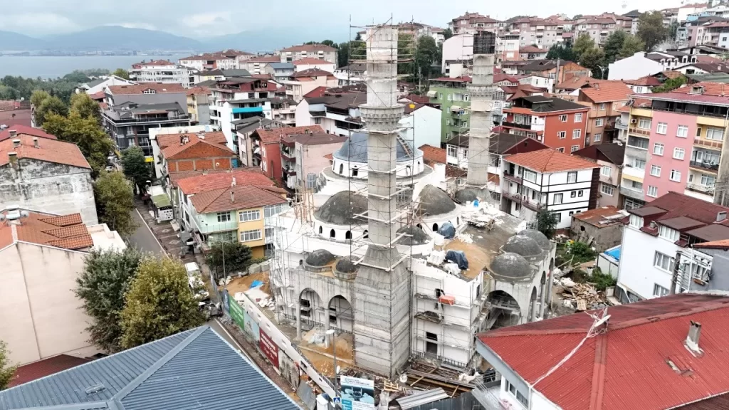 Kuruçeşme Merkez Camii’nde siluet ortaya çıkıyor - görsel 4