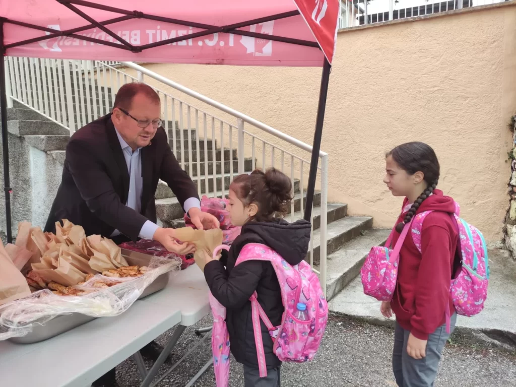 Beslenme Saati Projesi üç okulda devam etti - görsel 3