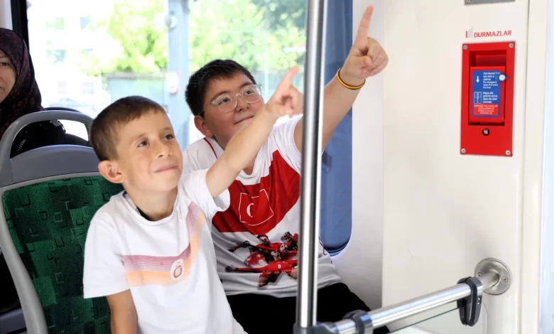 Yolculuk kurallarını sevdirerek öğretiyorlar