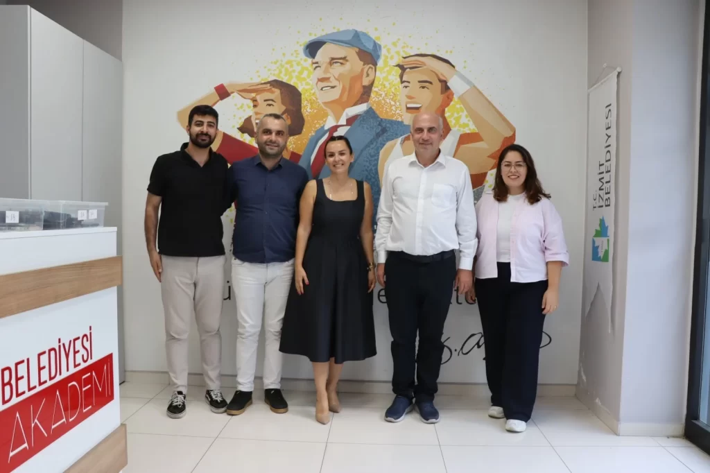 Çınar Akademi öğretmenlerine motivasyon konferansı - görsel 2