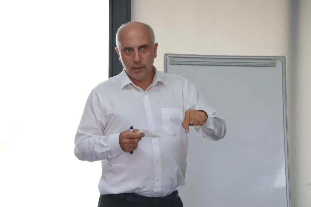 Çınar Akademi öğretmenlerine motivasyon konferansı - görsel 4