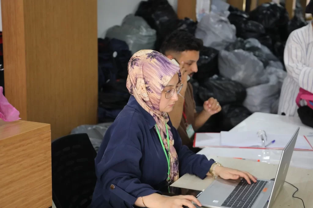 İzmit Belediyesinden öğrencilere kırtasiye desteği - görsel 4