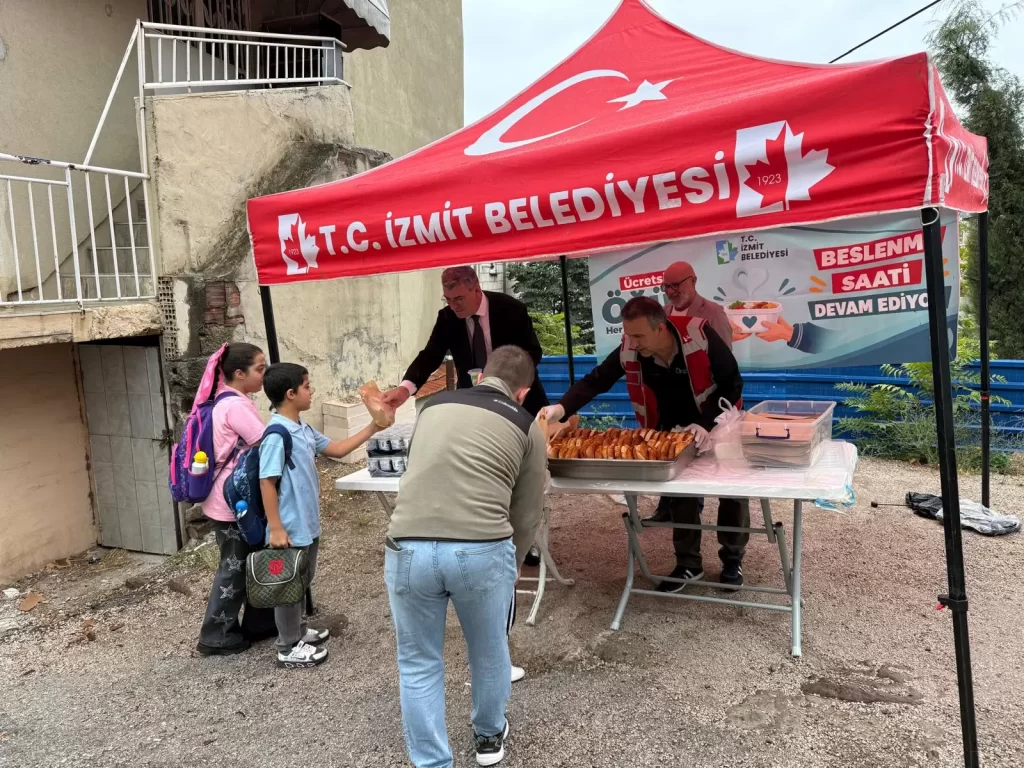 İzmit Belediyesinin Beslenme Saati Projesi yeni dönemde de öğrencilerin yanında - görsel 4