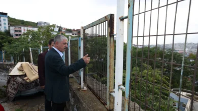 DİLOVASI’NDA YOLLAR YENİLENİYOR: BAŞKAN ÖMEROĞLU ÇALIŞMA ALANLARINI İNCELEDİ