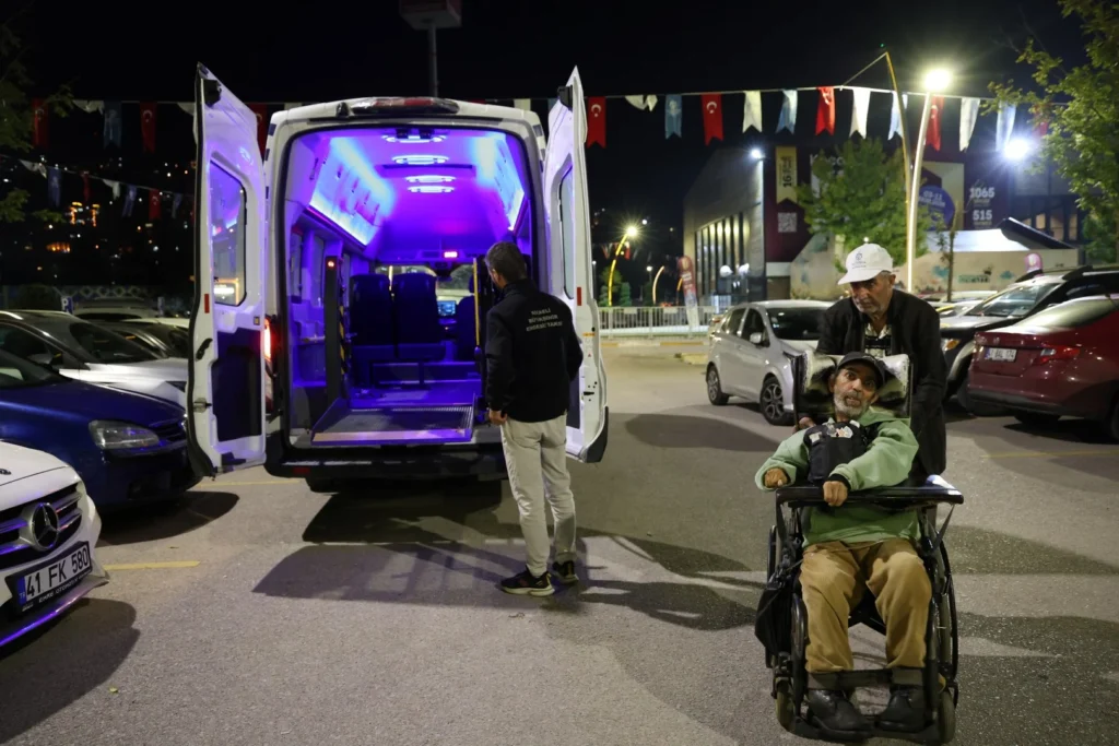 27 kitaplık başarı hikâyesine “Engelsiz Taksi” desteği - görsel 3