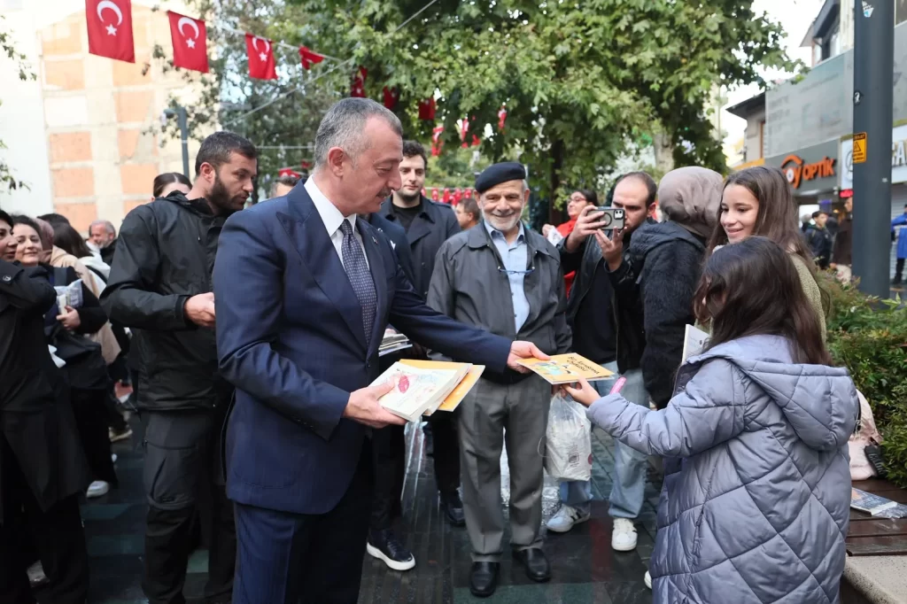 16 kez kitap — Ağaçlar, 16. kez kitap açtı! - görsel 2