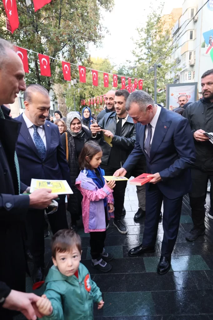 16 kez kitap — Ağaçlar, 16. kez kitap açtı! - görsel 4
