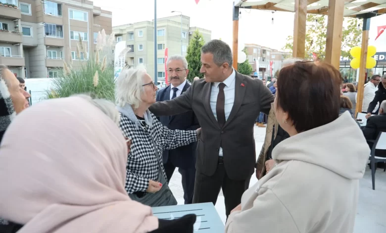 Alikahya’ya yeni sosyal yaşam alanı: Gülümse Kafe açıldı